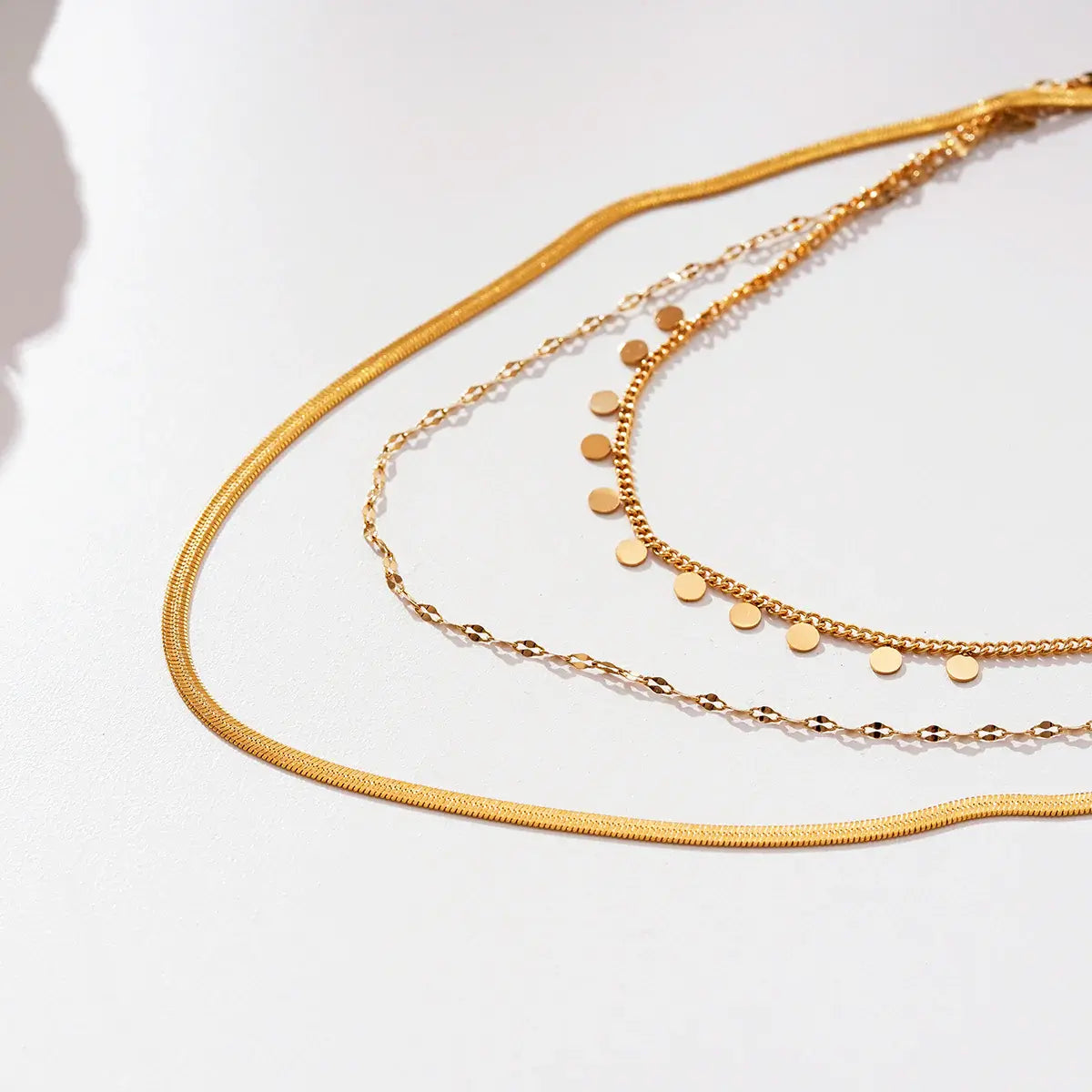 Collier triple chaine avec pastilles chaine serpent Lina shop