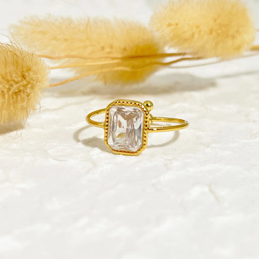 Bague ajustable dorée fine avec strass rectangle Lina shop