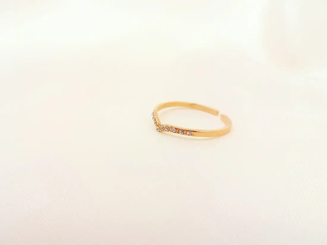 Bague ligne en v avec strass Lina shop