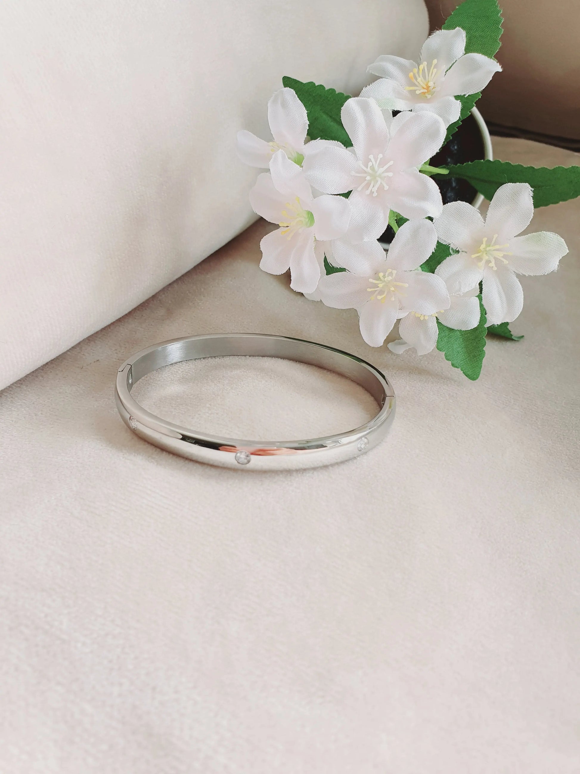 Bracelet avec cristaux blancs argenté Lina shop