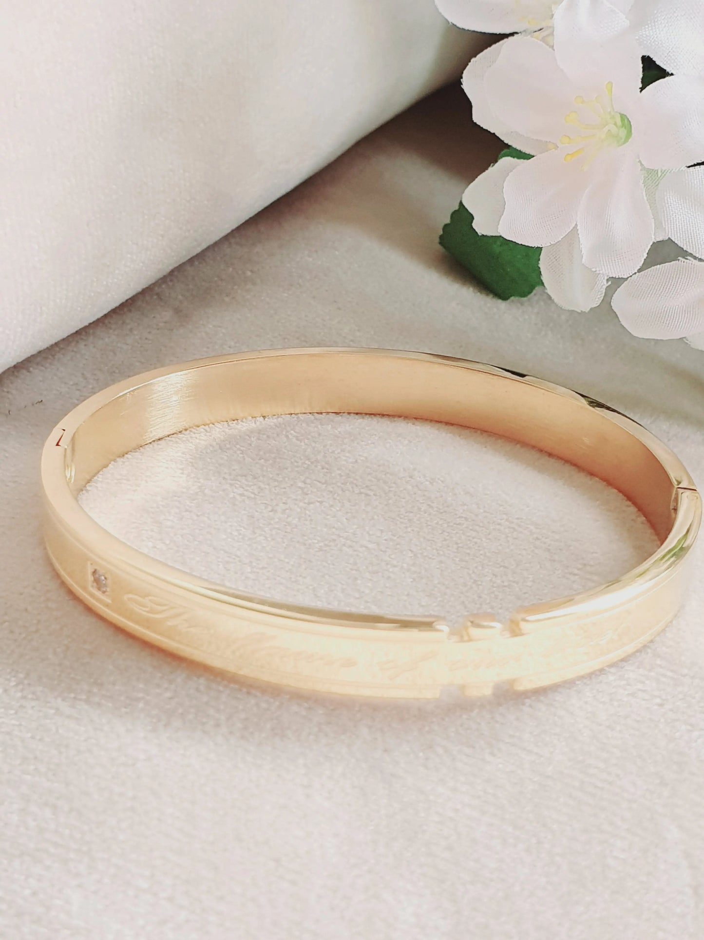 Bracelet flame of love Lina shop