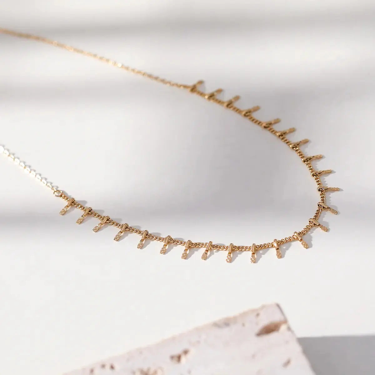 Collier chaine dorée avec pampilles Lina shop