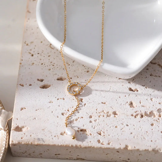 Collier doré cercle à strass avec chaîne et perle Lina shop