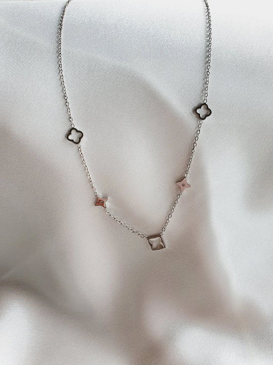 Collier trèfle fin argenté Lina shop